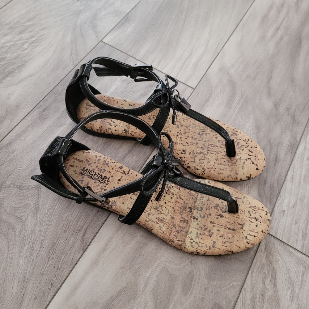 Michael Michael Kors Demi Sash-888 Sandals size 4